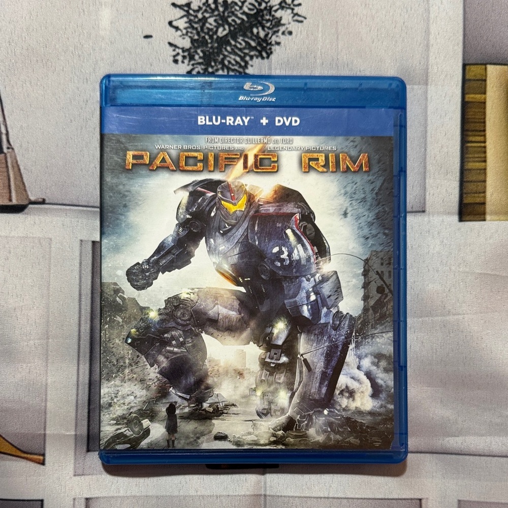 Pacific Rim Blu-ray + DVD
